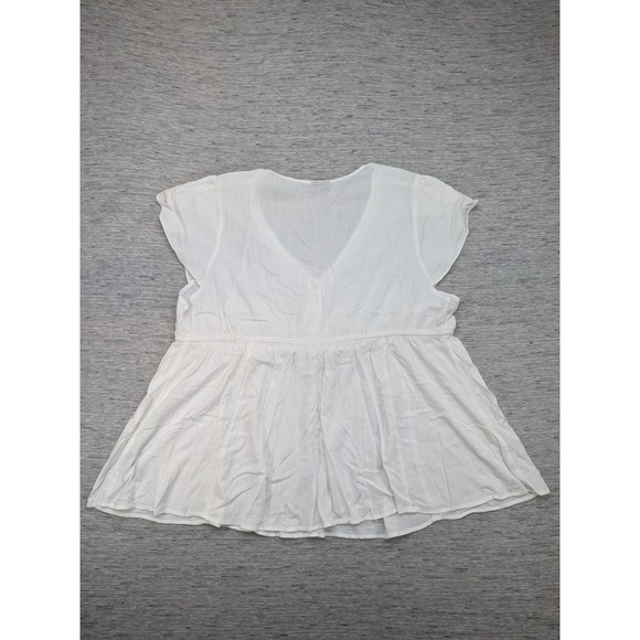 Torrid Blouse Womens 3x White Flutter Sleeve Boho Peasant Button Romantic Fairy - Picture 8 of 9